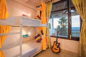 goSTOPS Mukteshwar - Private Rooms and Dorms