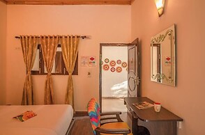 goSTOPS Mukteshwar - Private Rooms and Dorms