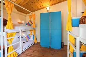 goSTOPS Mukteshwar - Private Rooms and Dorms