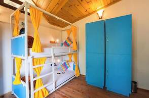 goSTOPS Mukteshwar - Private Rooms and Dorms