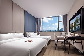 LAN HOTEL