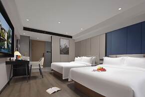 LAN HOTEL