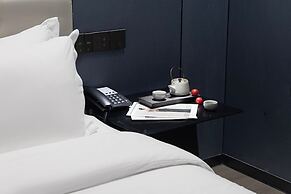 LAN HOTEL