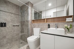Hobson Apartments by Urban Rest