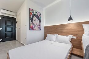 Dandelion Suites