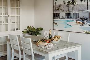 Nelson Palms Motel