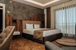 Maril Otel