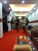 HOTEL GOLDEN BIRD