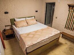 Capavista Cave House