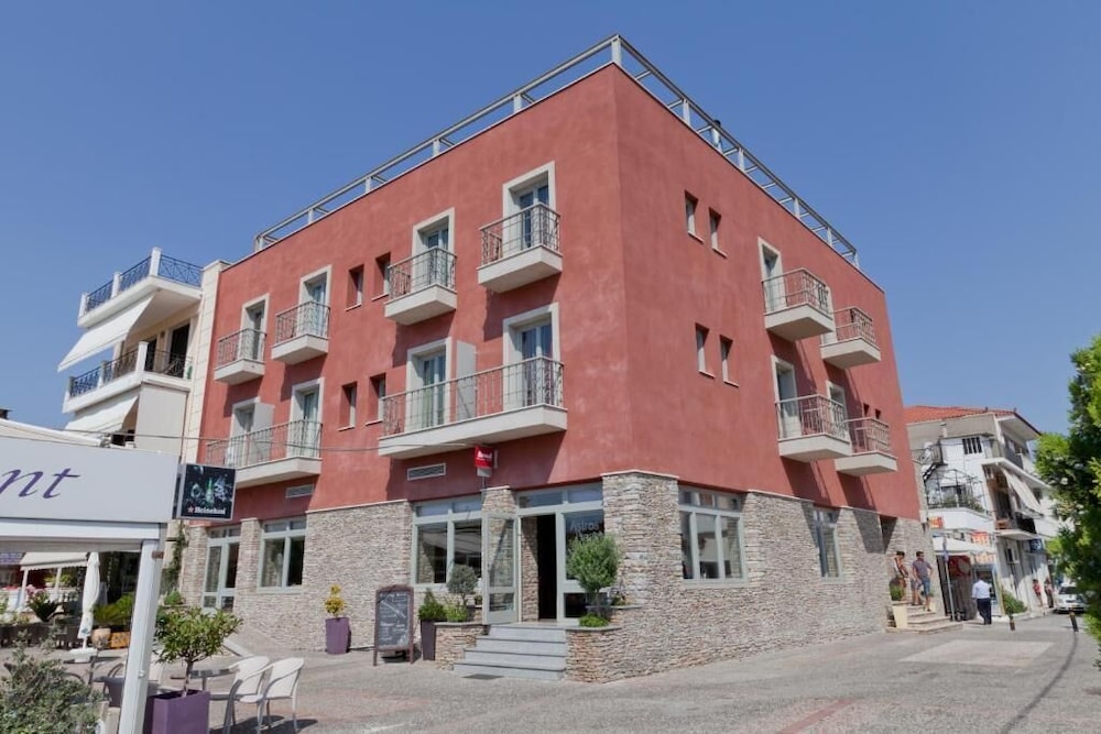 Astros Beach Hotel