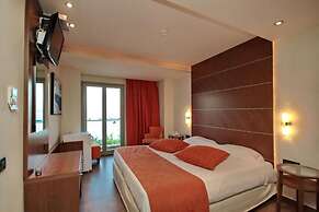 Astros Beach Hotel