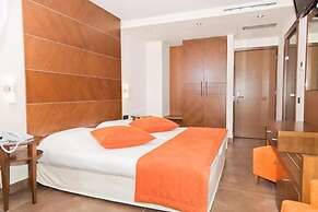 Astros Beach Hotel
