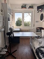 Room-independent Room With Stunning View