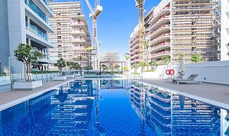 Serenity Studio Pool Access & Balcony at Riviera
