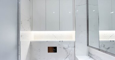 Serenity Studio Pool Access & Balcony at Riviera