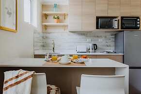 Orly Suites ll