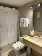 Orly Suites ll
