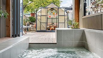 Yeosu Elon Pension