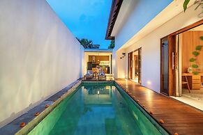 Silk Umalas by Nagisa Bali