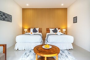 Silk Umalas by Nagisa Bali