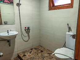 Tripletree Arys Garden Hotel