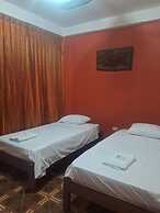 Plaza Jungle Hostel