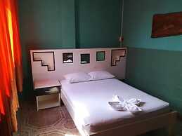 Plaza Jungle Hostel