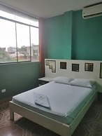 Plaza Jungle Hostel