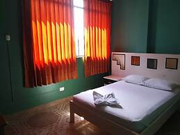 Plaza Jungle Hostel