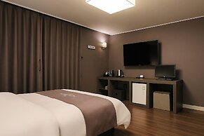 Modern Hotel