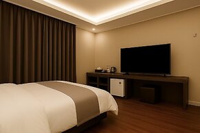 Modern Hotel