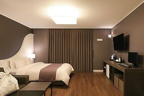 Modern Hotel