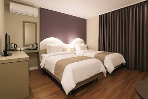 Modern Hotel