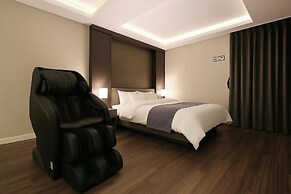 Modern Hotel