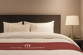 Modern Hotel