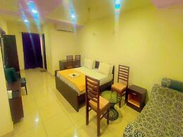 Kalyan Tourist Home