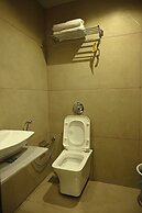 Hotel Sahara Residency