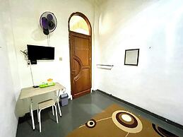 Yani Guesthouse