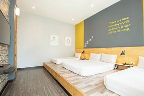 Penny - Farthing Pool Villa
