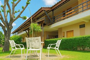 Palmhug Hotel