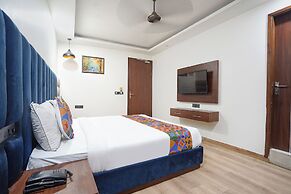 Fabhotel Golden Eye Inn