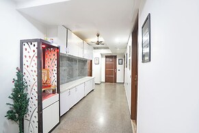 Fabhotel Golden Eye Inn