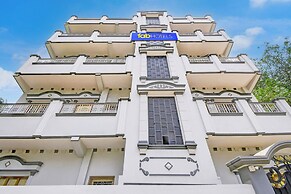 Fabhotel Rb Palace