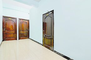 Fabhotel Rb Palace
