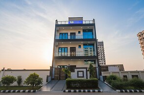 Fabhotel Comfort Inn
