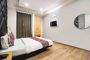 FabHotel Novis Stayz