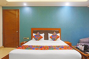Fabhotel Star Inn