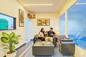 Fabhotel Lexus Grand