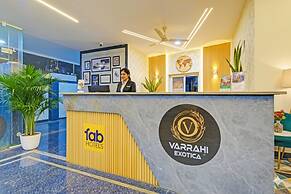 Fabhotel Lexus Grand