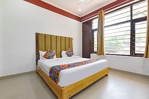 Fabhotel Aayat Home Stay